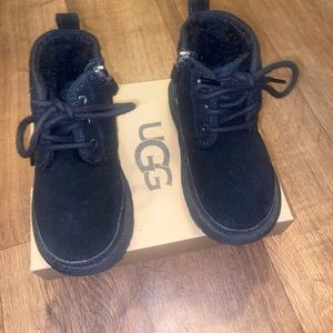 Black Ugg Toddler boots only Worn 2 times